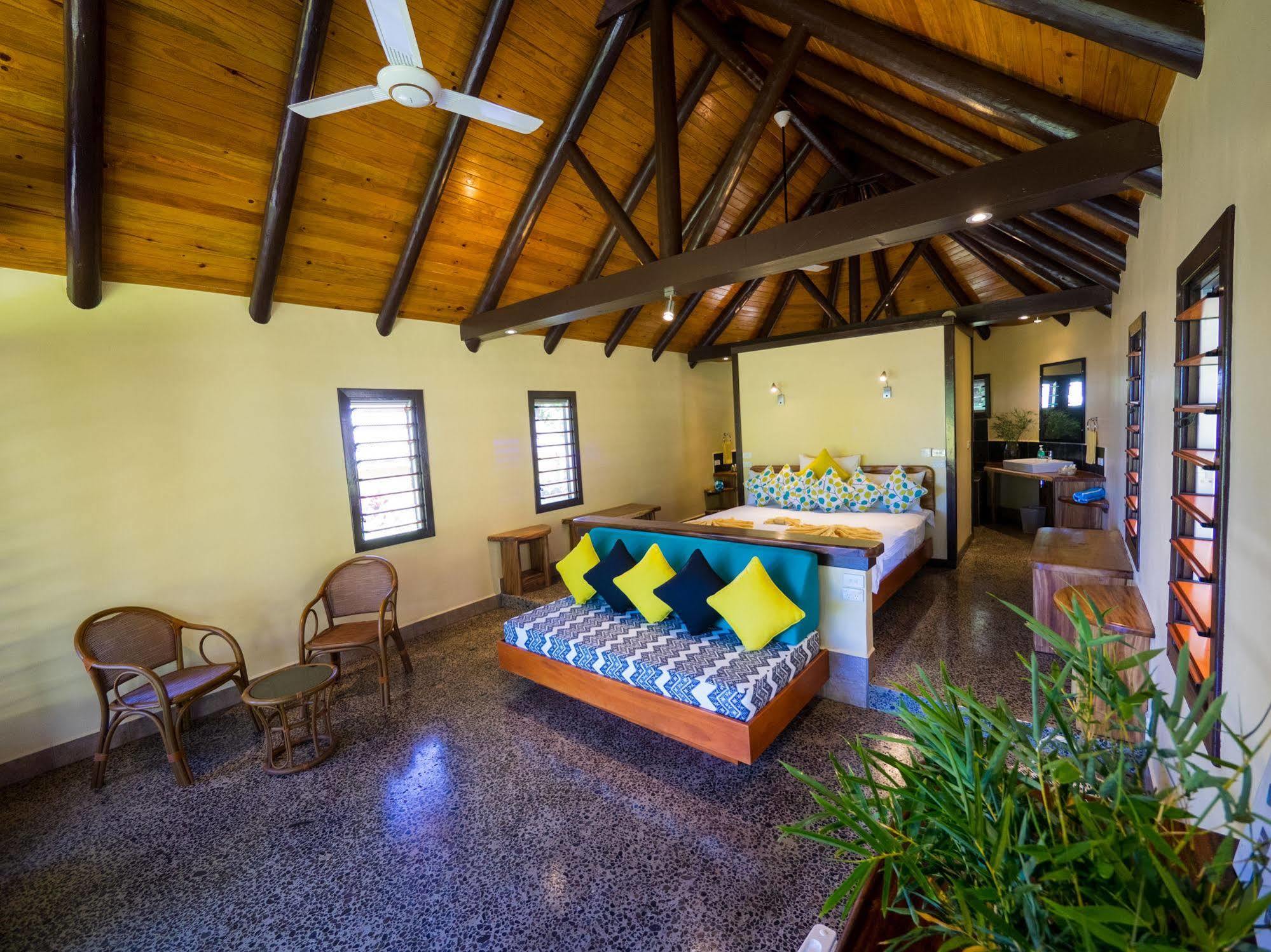 Taveuni Dive Resort Waiyevo Kültér fotó